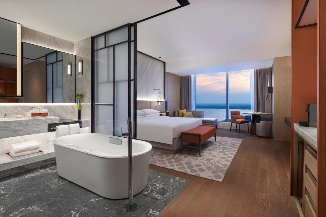 Hyatt Regency Changshu Kuncheng Lake Экстерьер фото